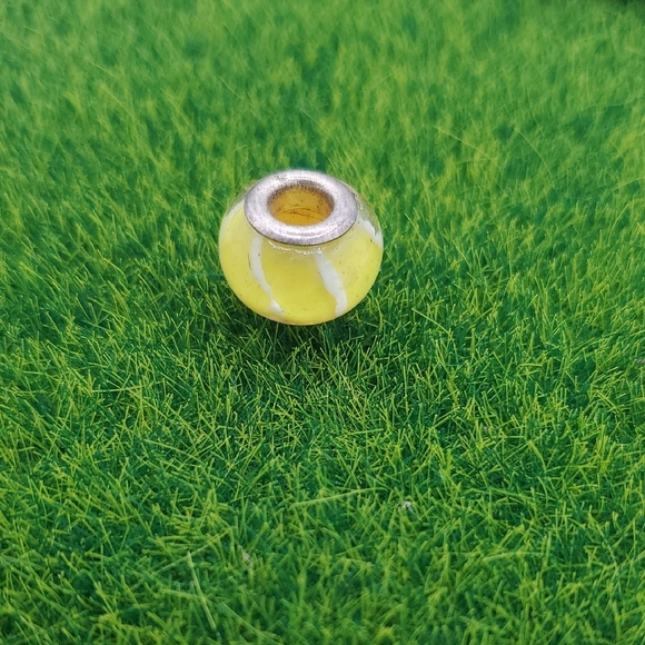Yellow and Silver Bead Charm P313 - Picture 1 of 3